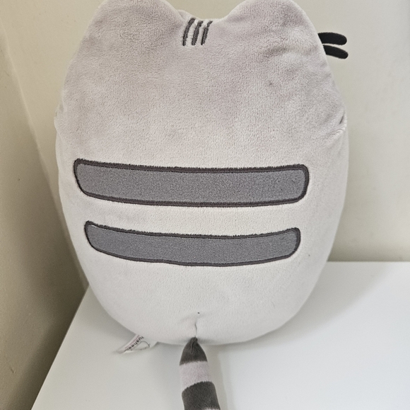 Pusheen- Cute Gray Cat Plush with Ice Cream 10" - Picture 4 of 7